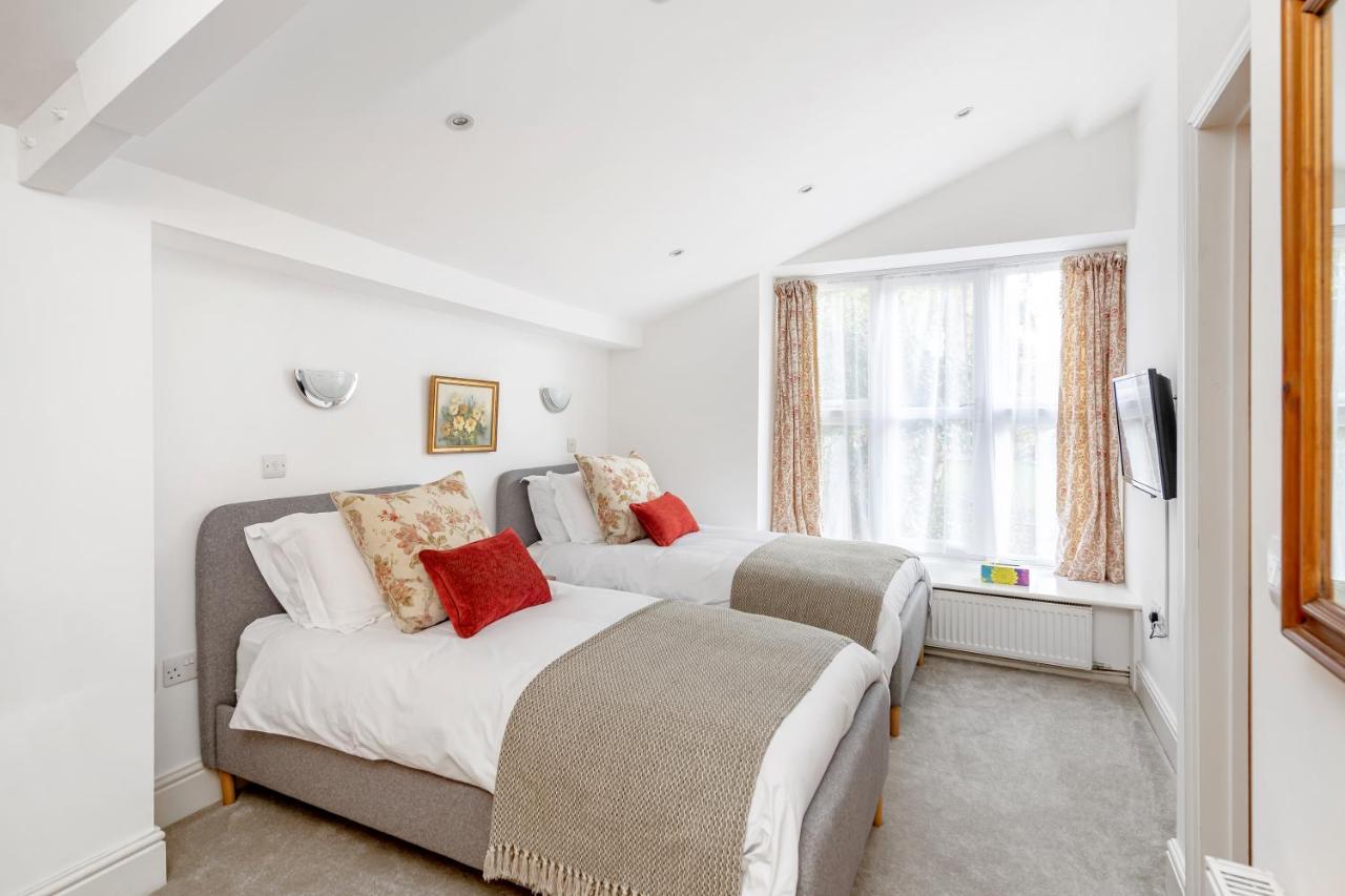 The Old Parsonage Bed and Breakfast Farrington Gurney Εξωτερικό φωτογραφία