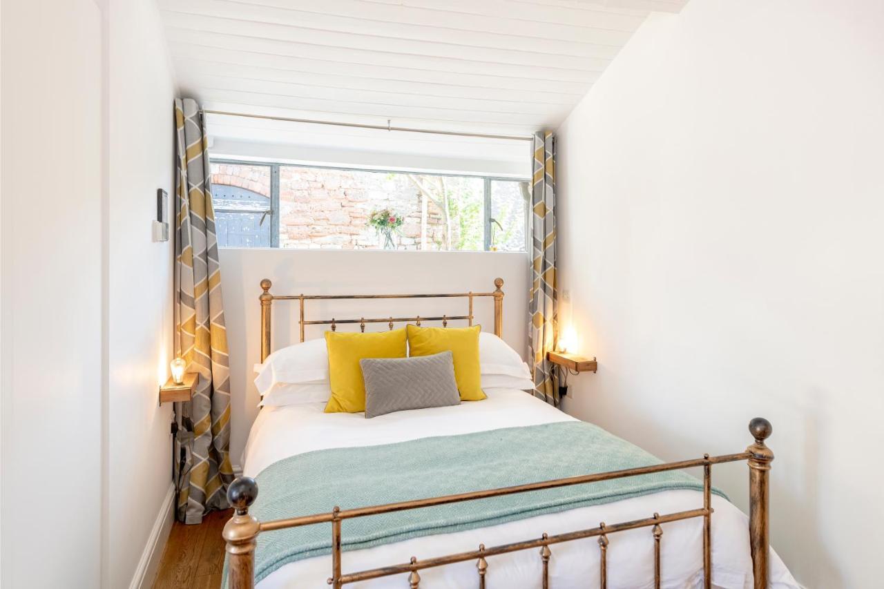 The Old Parsonage Bed and Breakfast Farrington Gurney Εξωτερικό φωτογραφία
